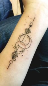 35 Pisces Tattoo Designs For Girl - Visual Arts Ideas